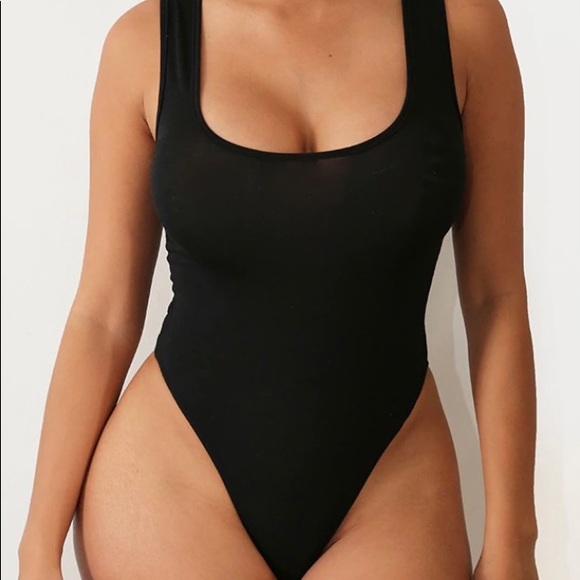 Clothes - Picture 8 of 16